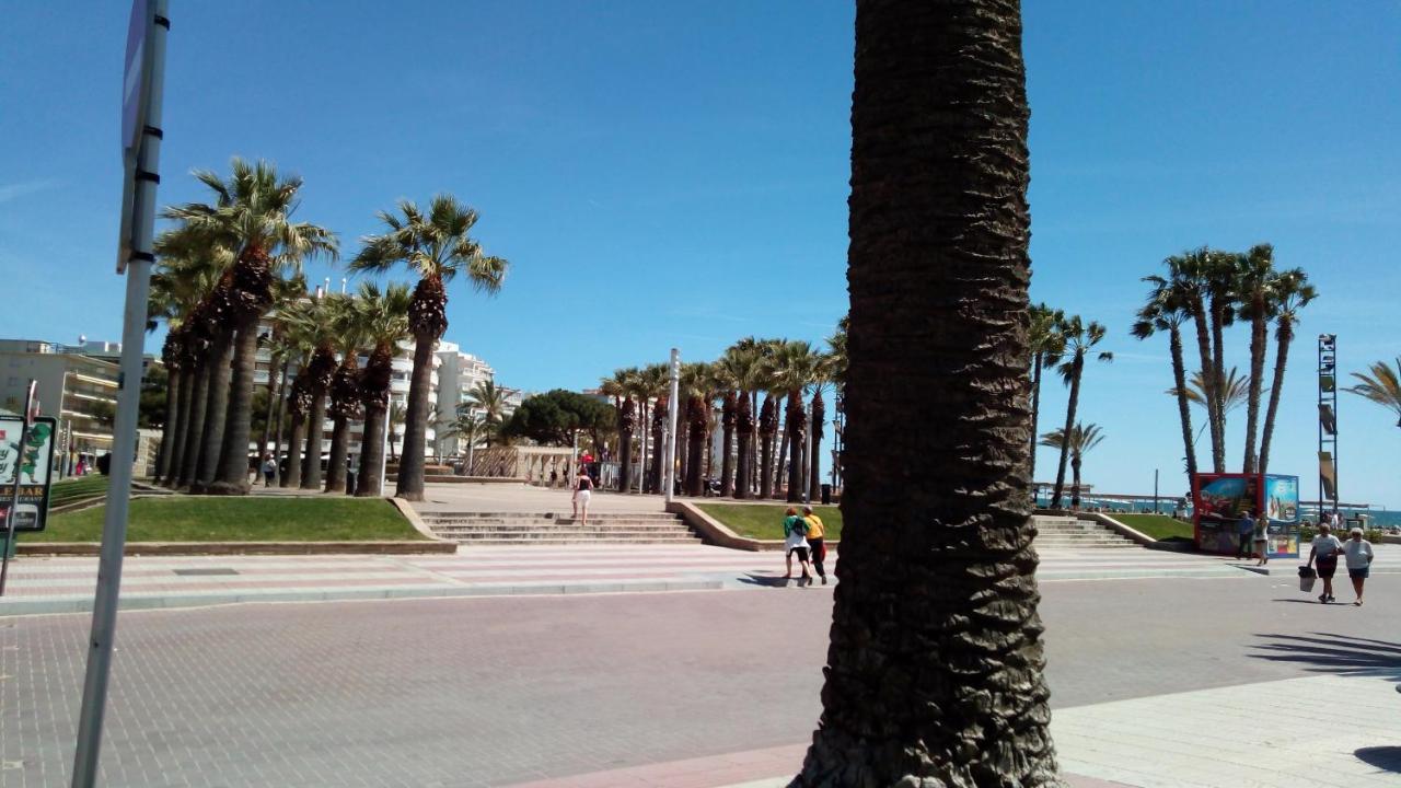 Apartment Center Salou Near Port Aventura מראה חיצוני תמונה